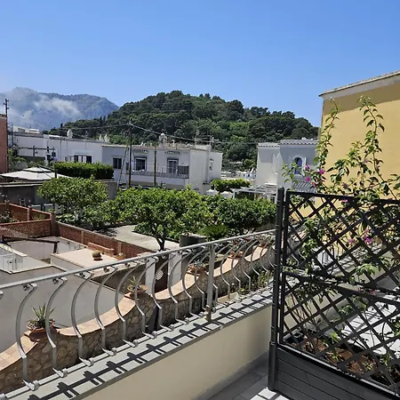 Il Portico Alojamento de Acomodação e Pequeno-almoço Capri