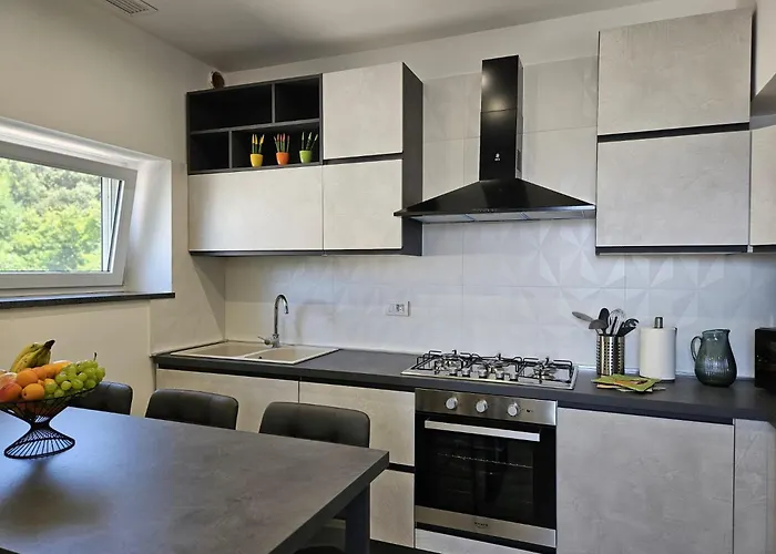 לינה וארוחת בוקר Il Portico קאפרי