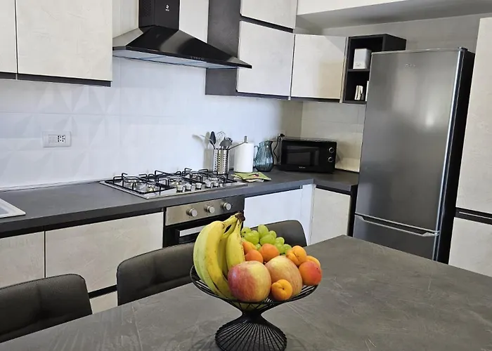 Il Portico 4* קאפרי